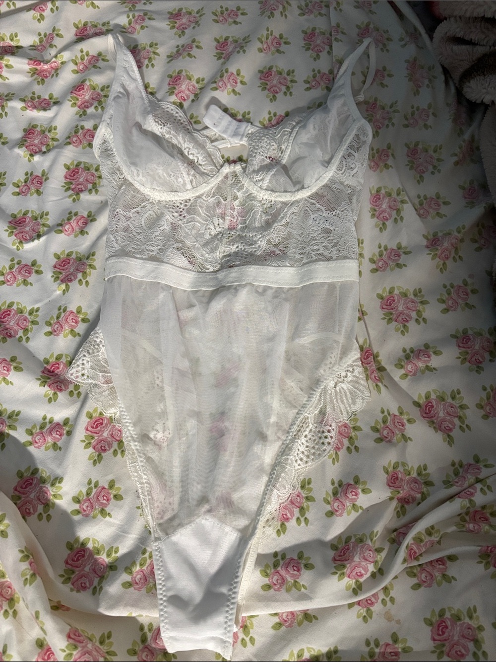 SHEIN Lace Sheer Teddy Bodysuit 🧸🤍